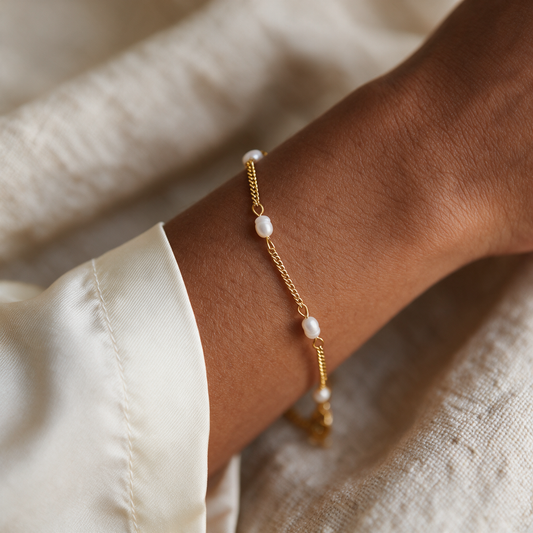 "Lovina" Freshwater Pearl Bracelet