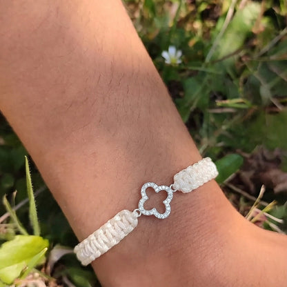 Macramé Clover Bracelet Ivory White — Haussmann apartment